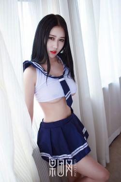 美女舔